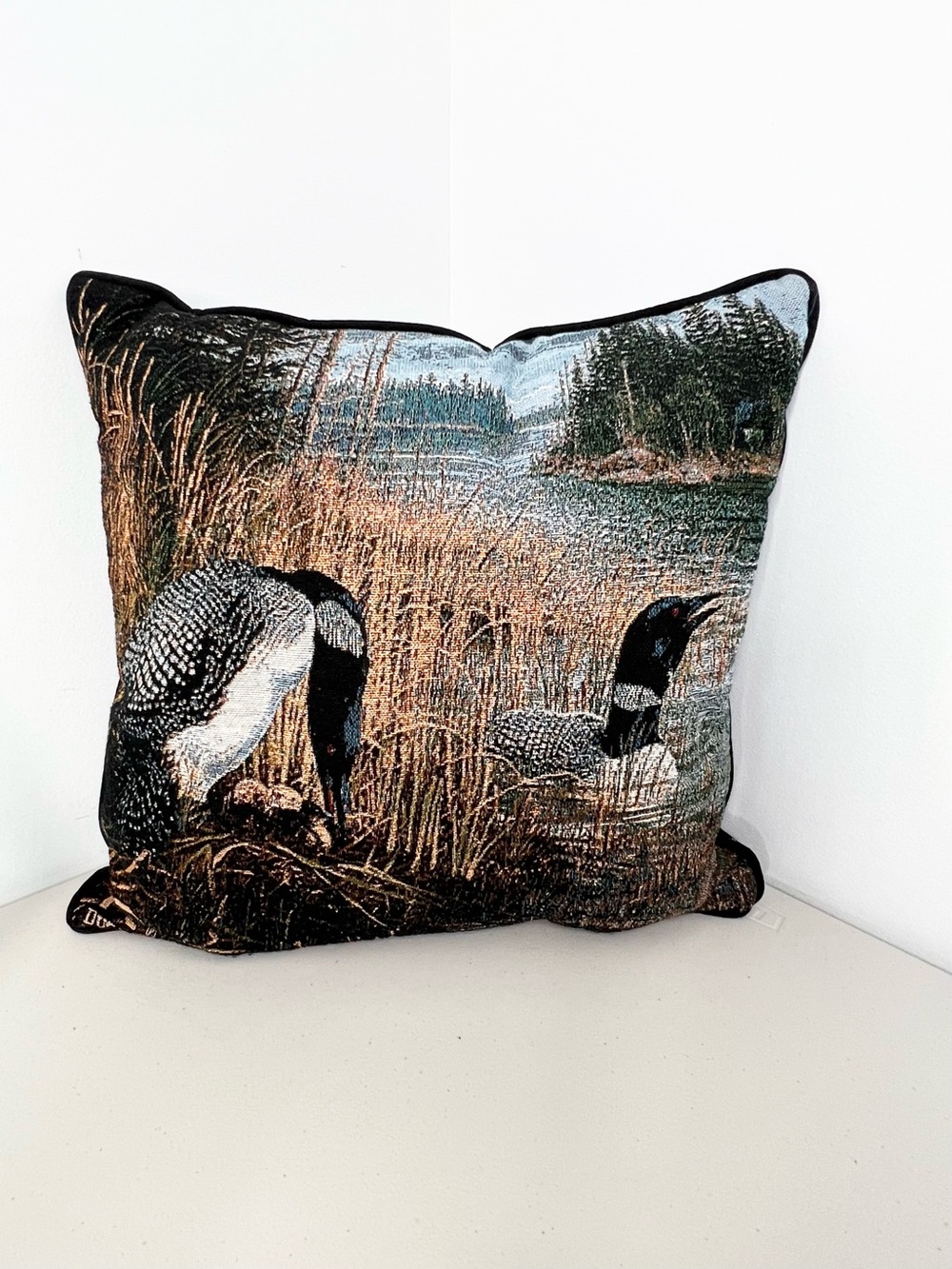 Ducks Unlimited Nesting Loon Pair Forest Rustic Cabin Tapestry Pillow 17”x17”